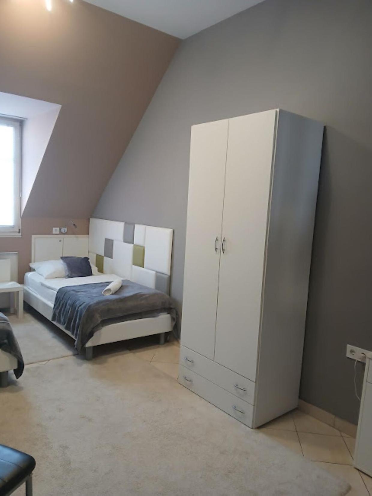 Soda Apartman Gyor Ngoại thất bức ảnh